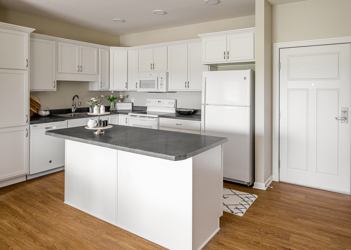 Vintage Cooperatives of Ames kitchen