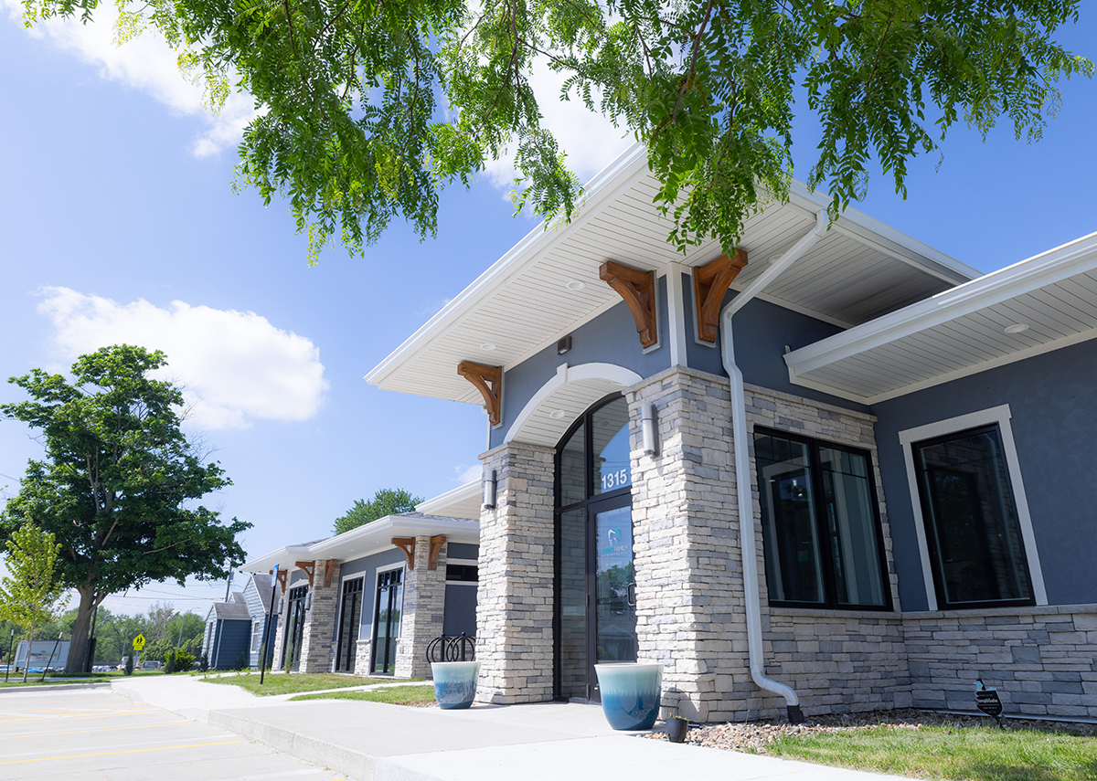 Jones Family Dental outside
