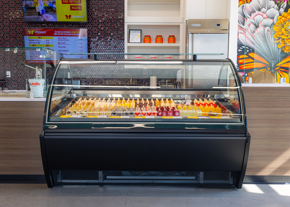 Monarca Gourmet Paletas glass case